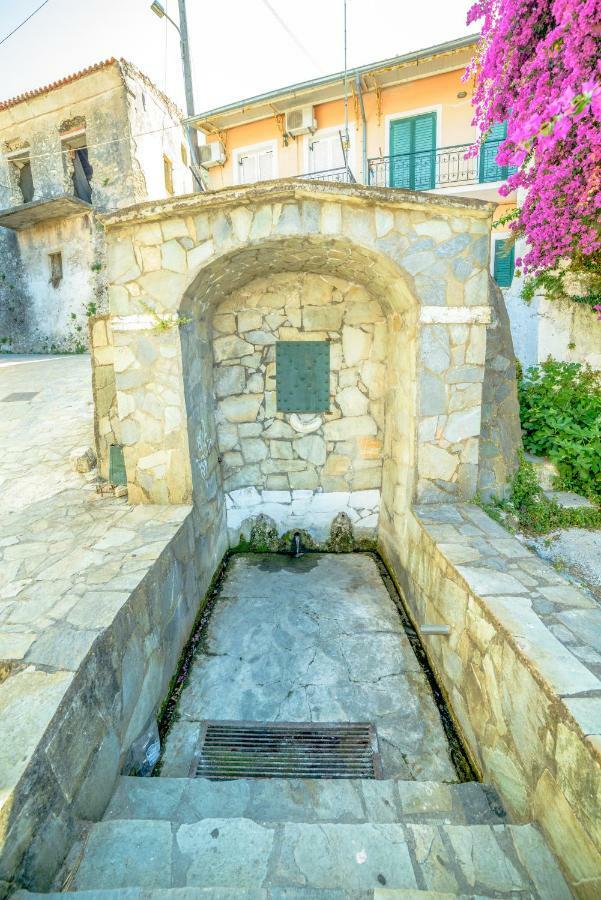 Menecrates Rustic - San Matteo Appartement Ágios Matthaíos Buitenkant foto